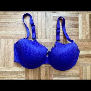 Chantelle Demi T-shirt Bra - 36E (UK)/36 DDD (US)